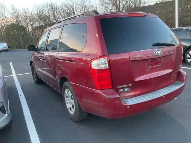 2010 Kia Sedona LX