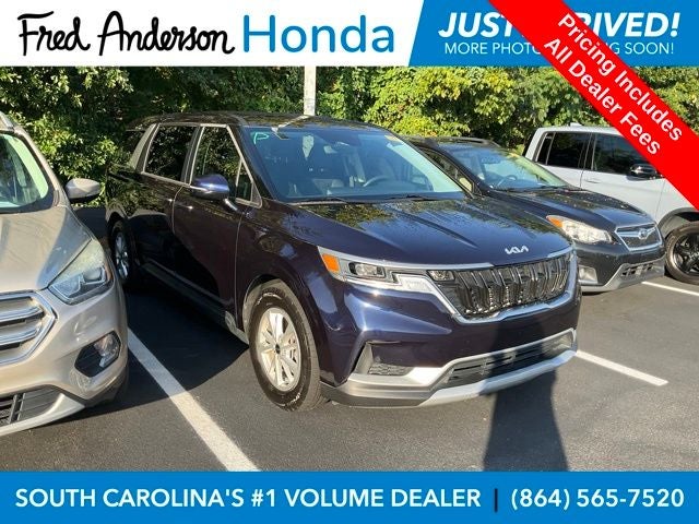2024 Kia Carnival LX