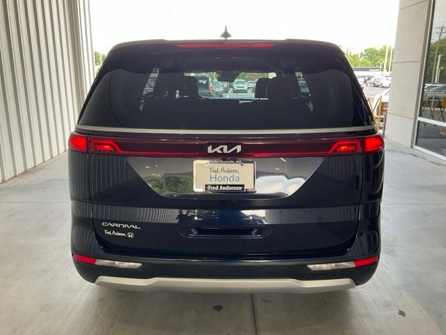2024 Kia Carnival LX