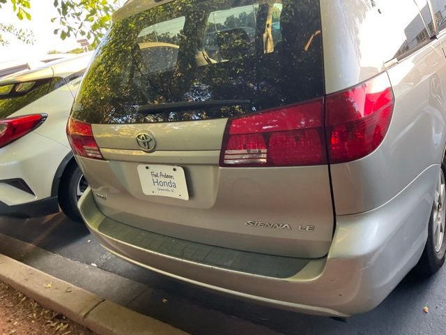 2005 Toyota Sienna LE