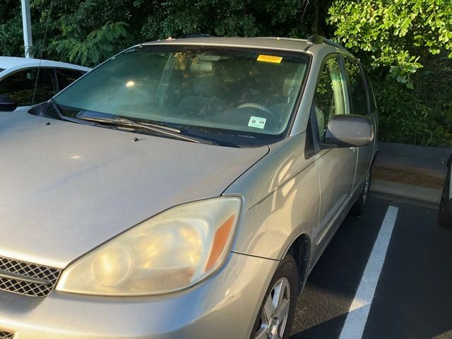 2005 Toyota Sienna LE