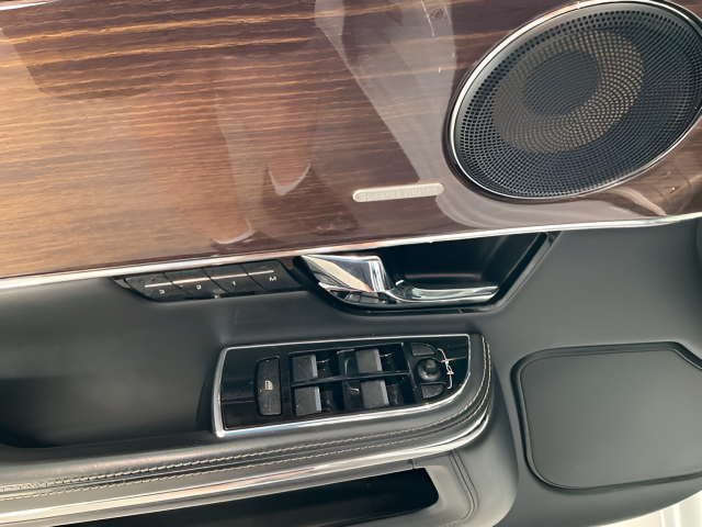 2012 Jaguar XJ Supercharged