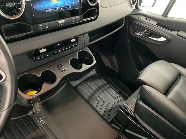 2024 Mercedes-Benz Sprinter 2500 Passenger 144 WB