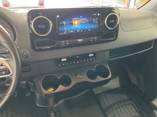 2024 Mercedes-Benz Sprinter 2500 Passenger 144 WB