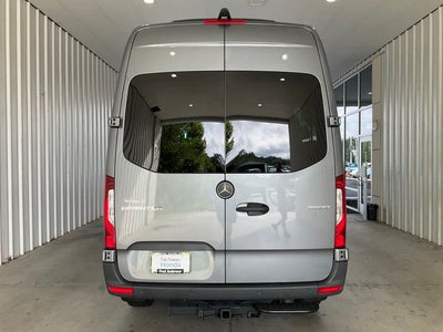 2024 Mercedes-Benz Sprinter 2500 Passenger 144 WB