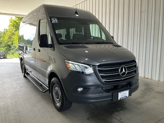 2024 Mercedes-Benz Sprinter 2500 Passenger 144 WB