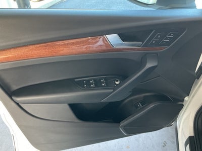 2023 Audi Q5 40 Premium quattro