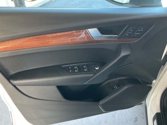 2023 Audi Q5 40 Premium quattro