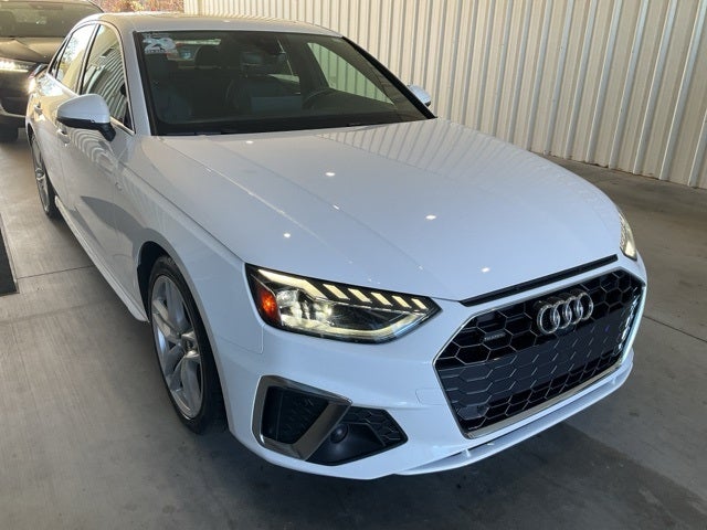 2023 Audi A4 45 S line Premium Plus quattro