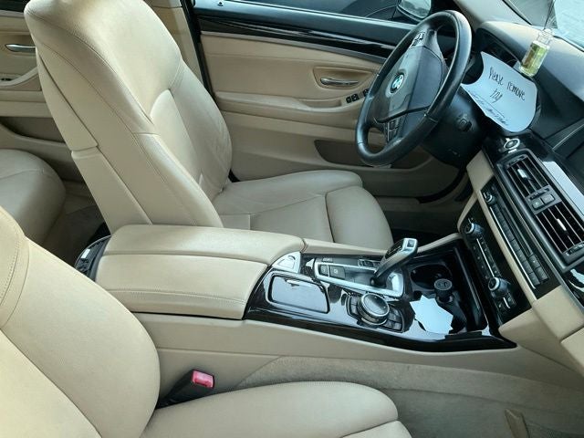 2014 BMW 5 Series 528i