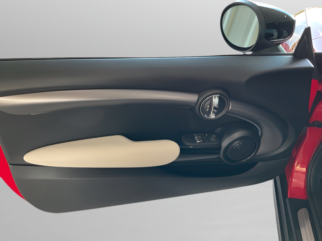 2023 MINI Cooper SE Electric Iconic