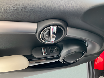 2023 MINI Cooper SE Electric Iconic