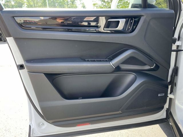 2020 Porsche Cayenne Coupe Base