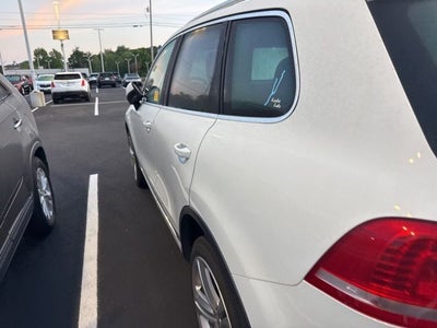 2016 Volkswagen Touareg VR6 FSI Executive
