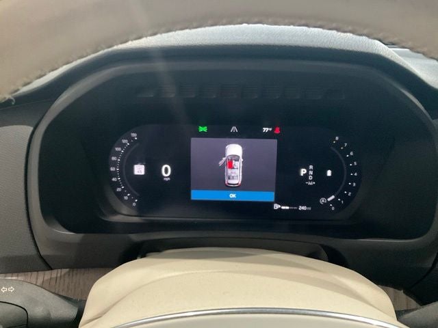 2024 Volvo XC90 B6 Plus Bright Theme