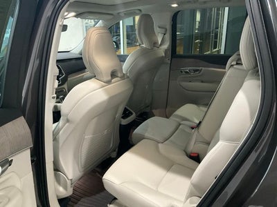 2024 Volvo XC90 B6 Plus Bright Theme