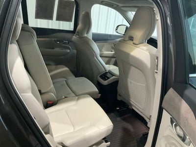 2024 Volvo XC90 B6 Plus Bright Theme