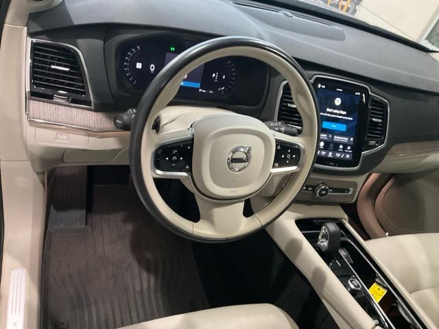 2024 Volvo XC90 B6 Plus Bright Theme