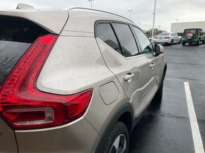 2024 Volvo XC40 B5 Plus Bright Theme