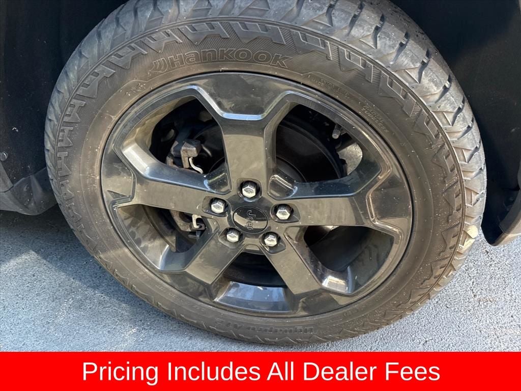 2019 Jeep Grand Cherokee Laredo