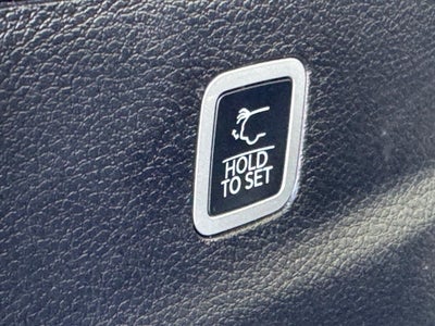 2023 Jeep Wagoneer L Base