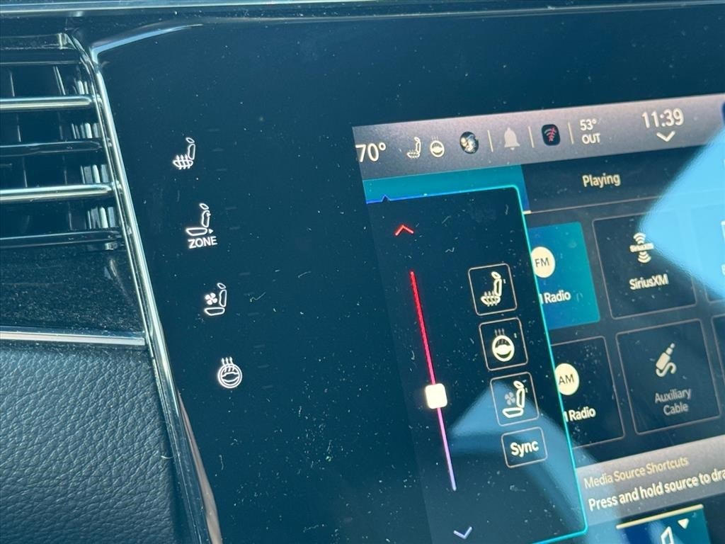 2023 Jeep Wagoneer L Base