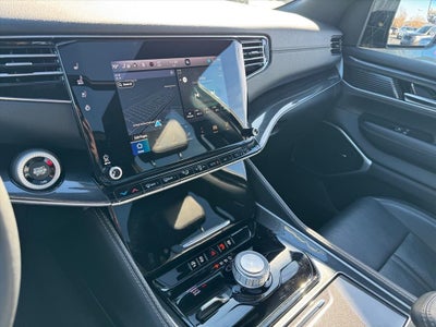 2023 Jeep Wagoneer L Base