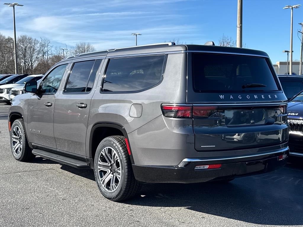 2023 Jeep Wagoneer L Base