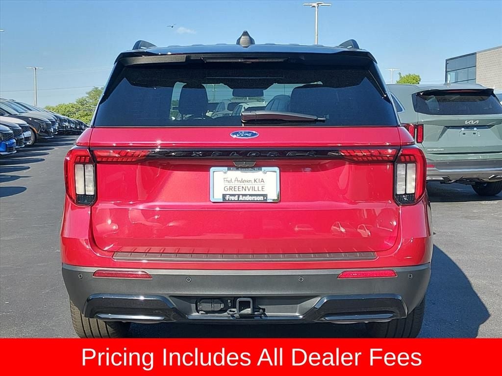 2025 Ford Explorer ST-Line