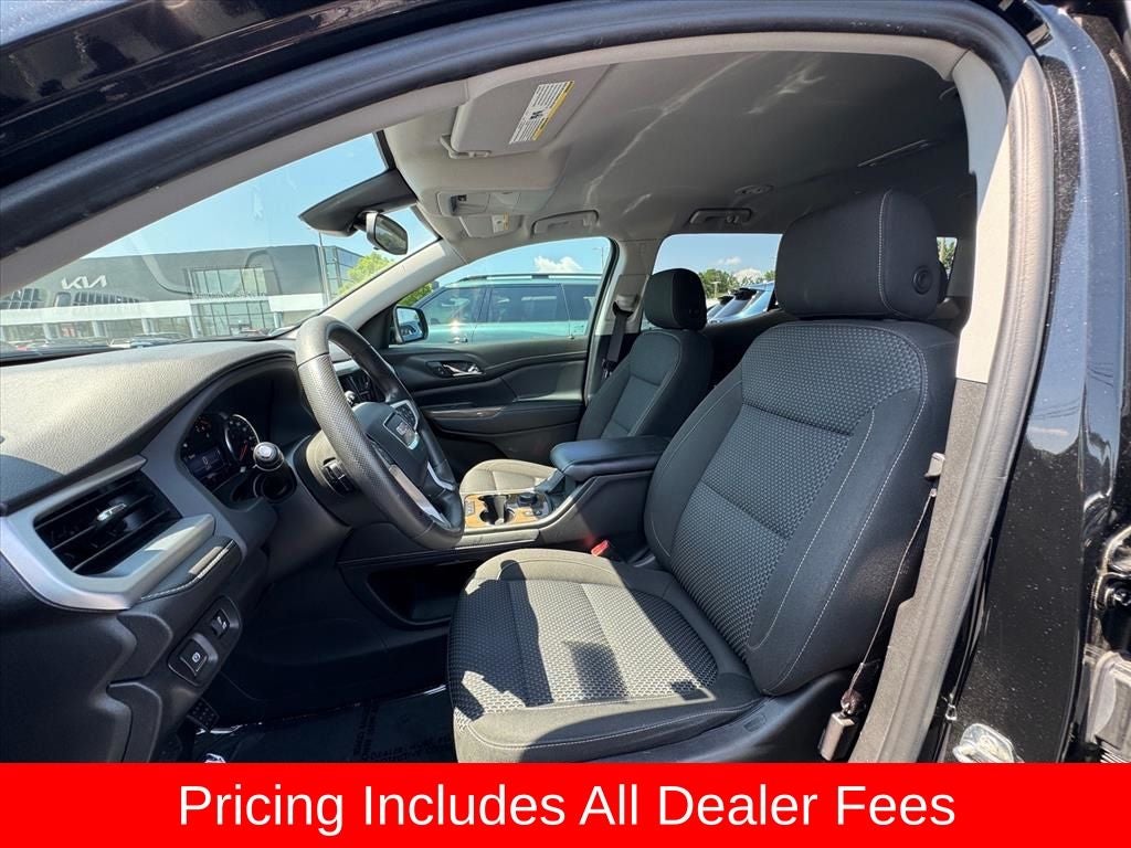 2022 GMC Acadia SLE