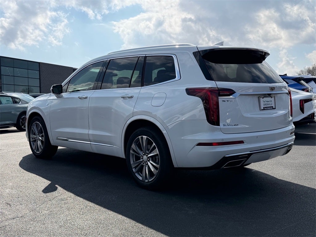 2023 Cadillac XT6 Premium Luxury