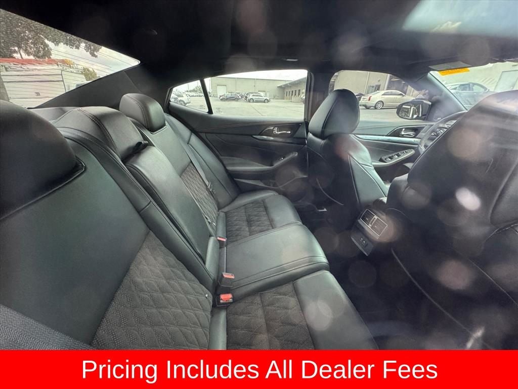 2019 Nissan Maxima SR