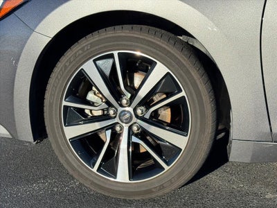 2021 Nissan Maxima SV