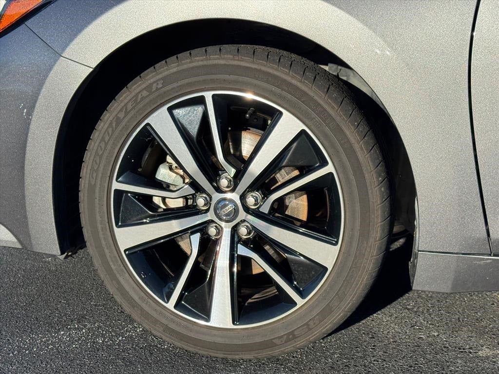 2021 Nissan Maxima SV