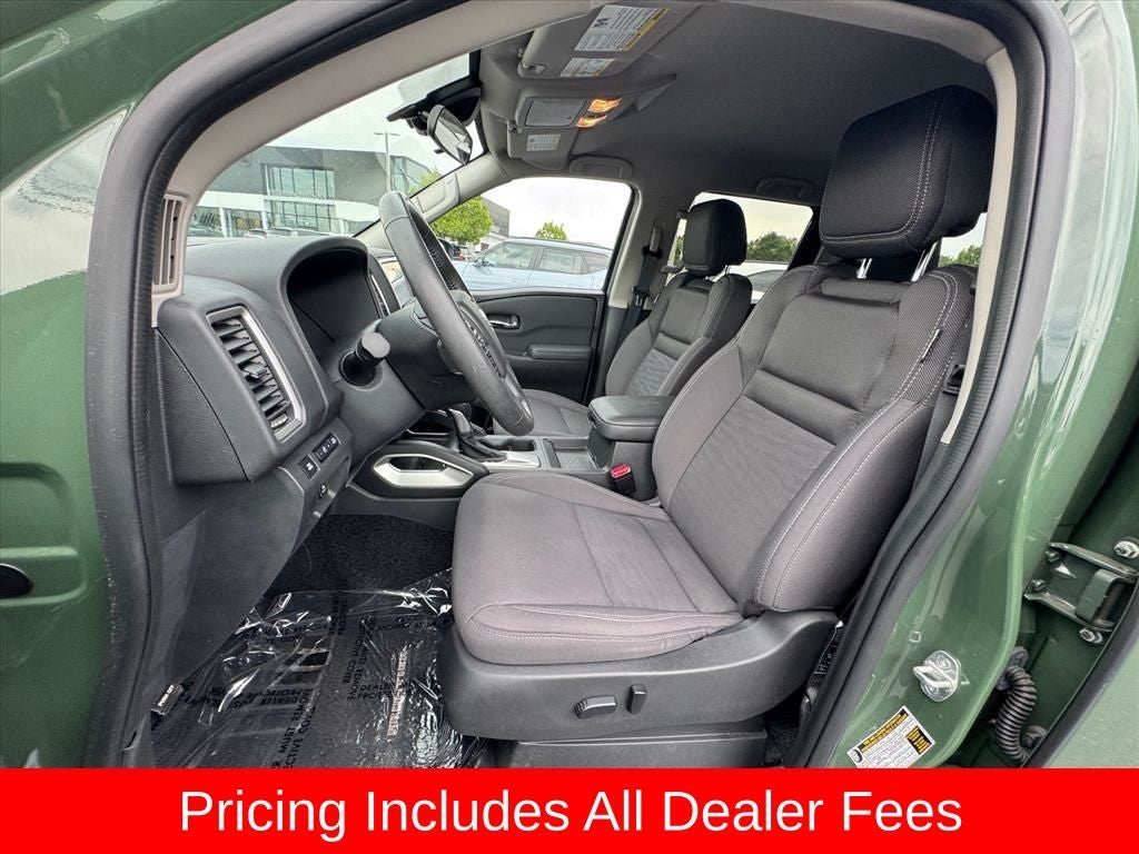 2022 Nissan Frontier SV