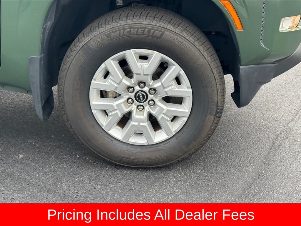2022 Nissan Frontier SV
