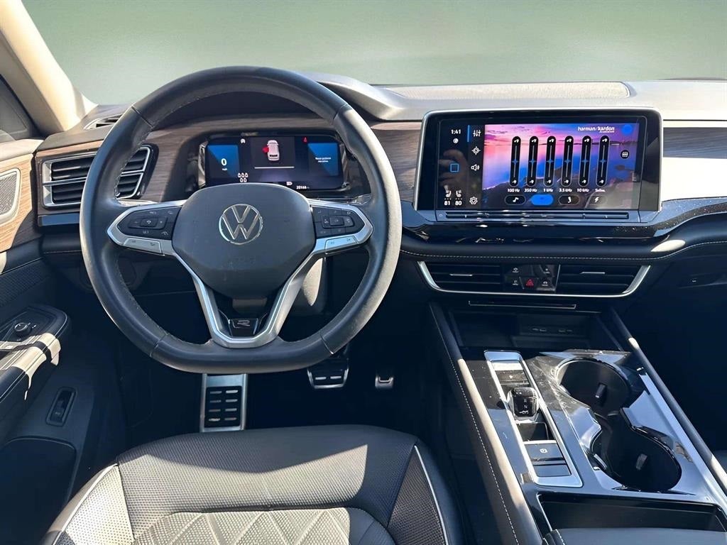 2024 Volkswagen Atlas 2.0T SEL Premium R-Line