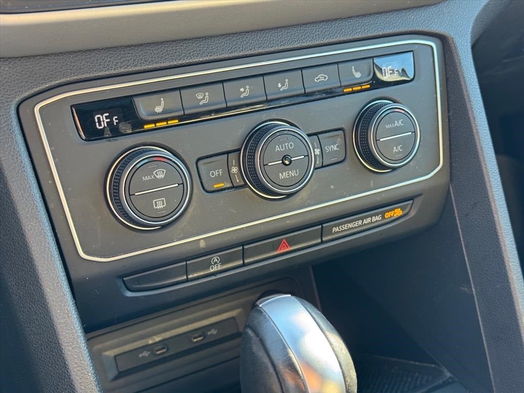 2021 Volkswagen Atlas Cross Sport 2.0T SE w/Technology