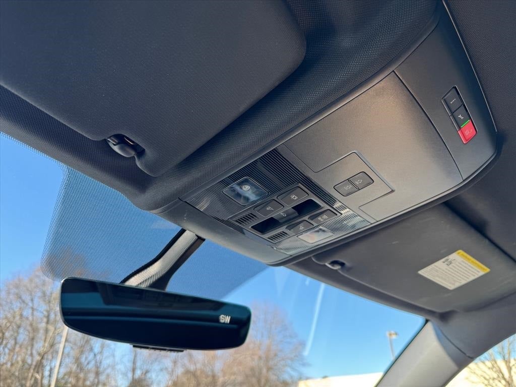 2021 Volkswagen Atlas Cross Sport 2.0T SE w/Technology