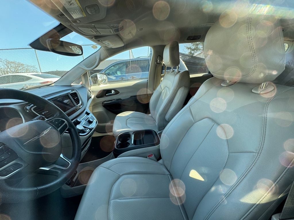 2021 Chrysler Voyager LXI