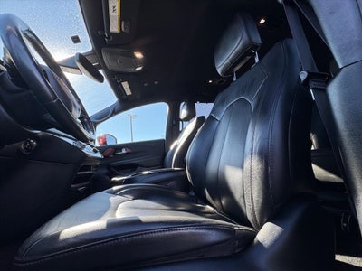 2020 Chrysler Pacifica Hybrid Touring L