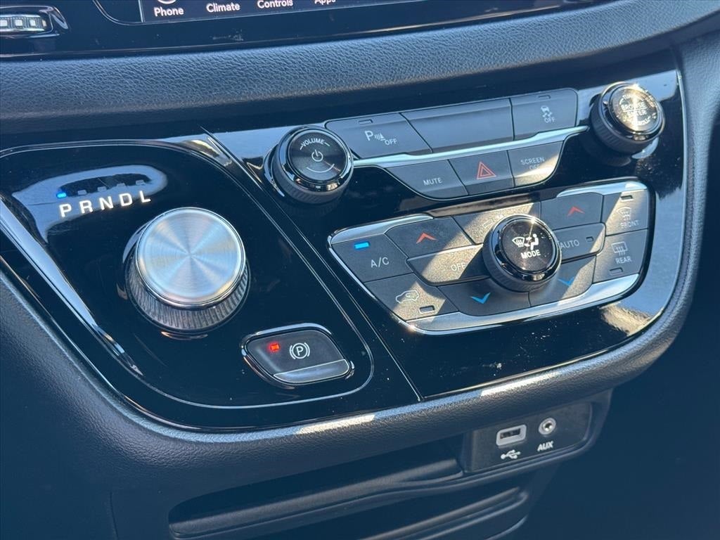 2020 Chrysler Pacifica Hybrid Touring L