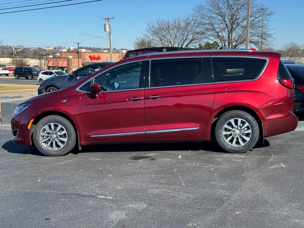 2020 Chrysler Pacifica Hybrid Touring L