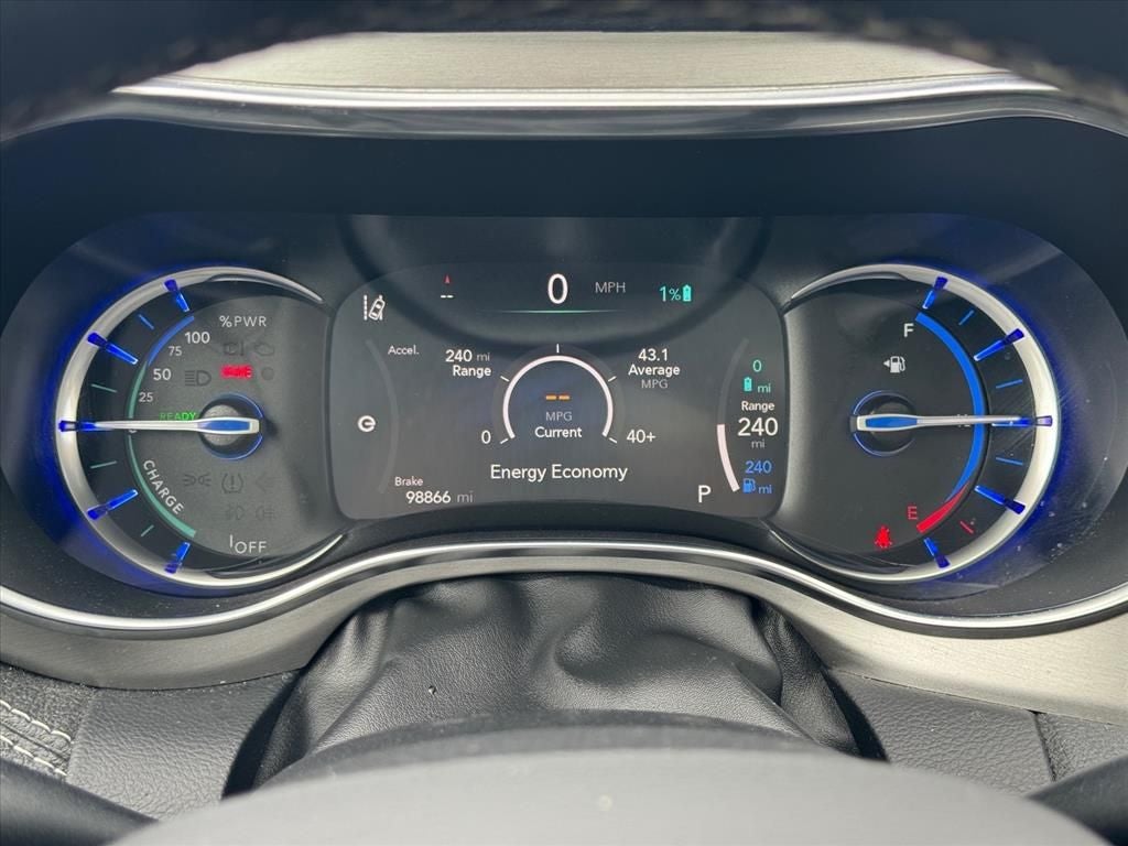 2022 Chrysler Pacifica Hybrid Limited