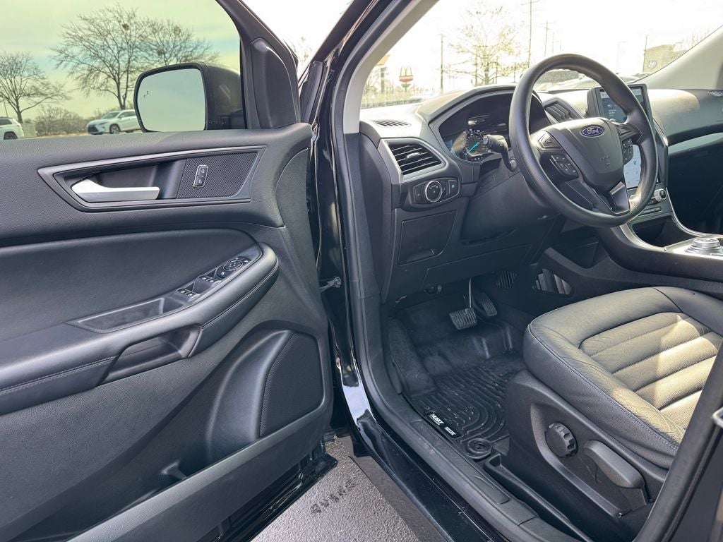 2023 Ford Edge SE