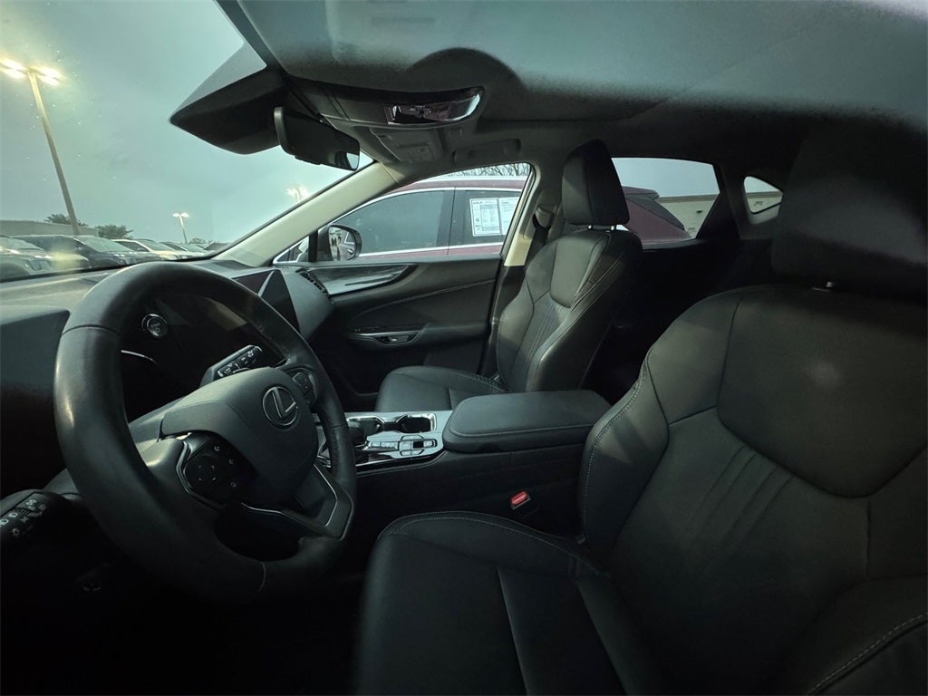 2025 Lexus NX 350h Premium