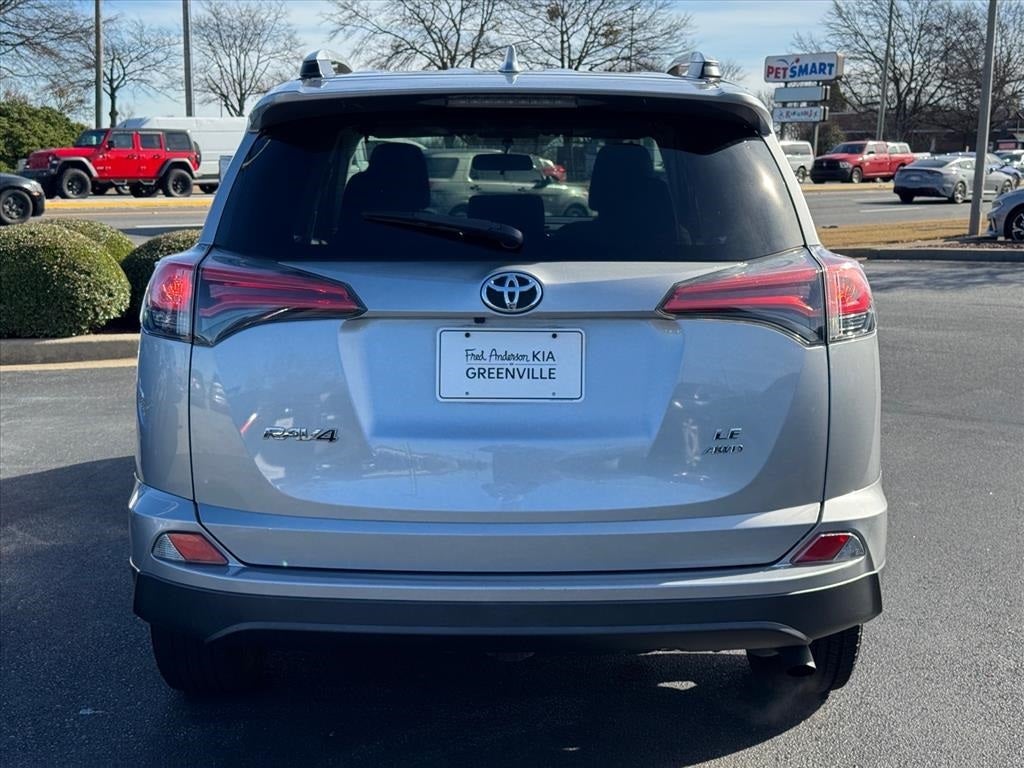 2016 Toyota RAV4 LE