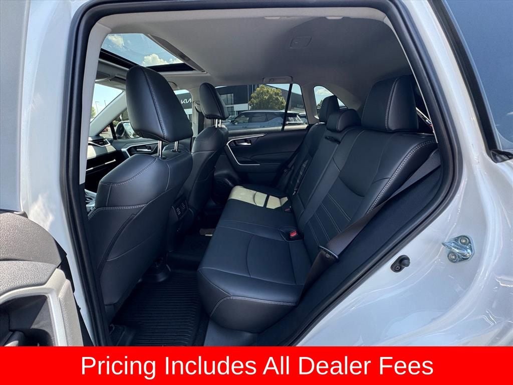 2025 Toyota RAV4 XLE Premium