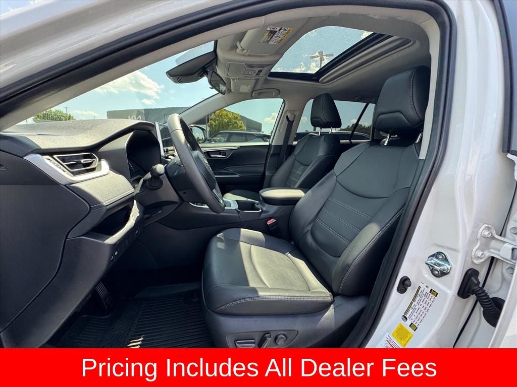 2025 Toyota RAV4 XLE Premium