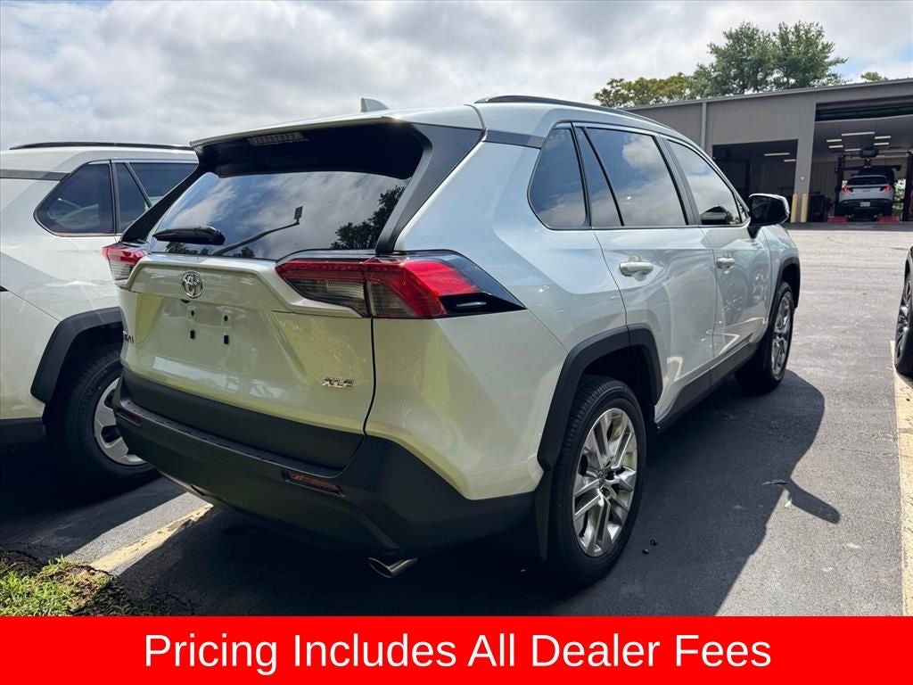 2025 Toyota RAV4 XLE Premium